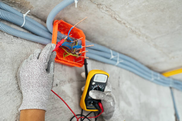 Best Emergency Electrical Repair  in Paisley, FL